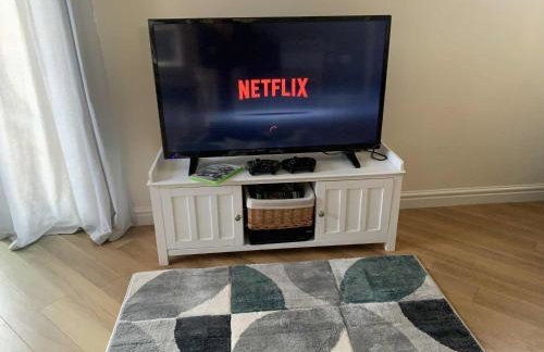 Stylish Apartment Sleeps 6, 2 Bed, 2 Bath, Free Parking & WIFI, Nr NEC & Uni - Foto 16