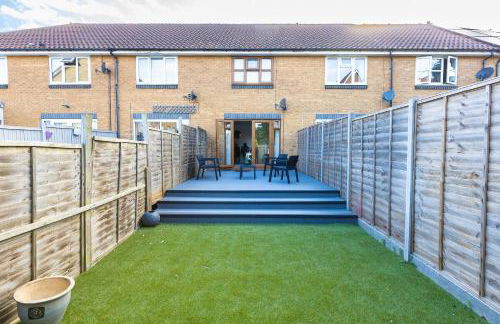 Cozy Family-Friendly House (3mins from Erith and Slade Green station) - Photo 4