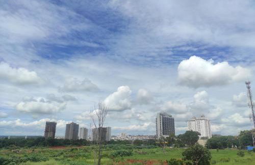 Apartamento inteiro próximo a Algar, Cargill, Aeroporto e UFU - Foto 4