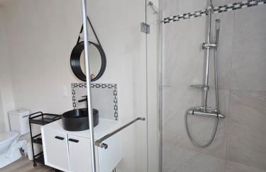 Le Petit Ecureuil charmant gîte jardin terrasse - Foto 10