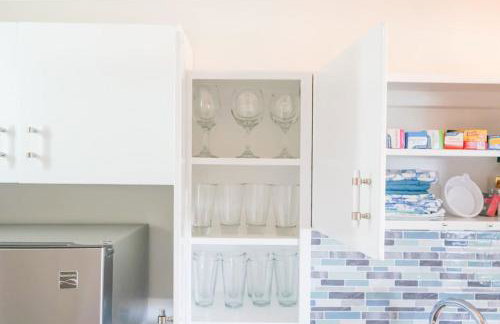 STUNNINGLY PERFECT Beach ALL NEW REMODEL Galore - Foto 36
