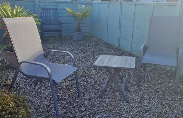 Quiet self contained studio flat near town centre and university - Foto 22