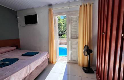 Casa com Piscina, Churrasqueira e Mesa de Bilhar - Foto 13