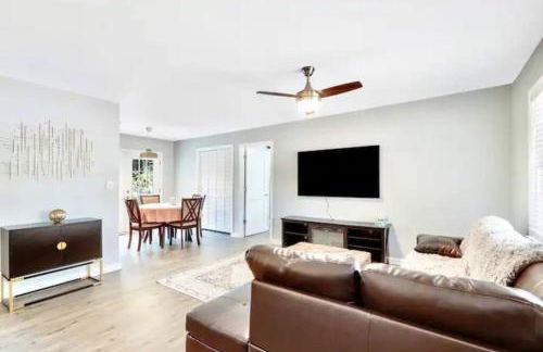 North Raleigh Private Retreat - Foto 1