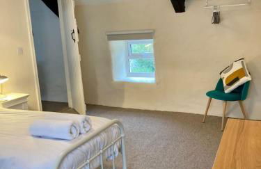 1 Courtyard cottage with hot tub and walled garden - Foto 20