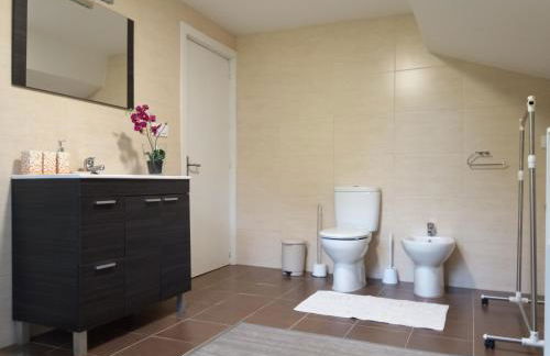 Lar A Rola El precio x una noche es para dia y medio Check in 9am Out 21pm - Foto 48