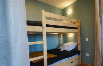 Les Marmottes-Centre-ville-Terrasse & Bois- T2-Premium-Parking couvert-Netflix-6 pers - Foto 10