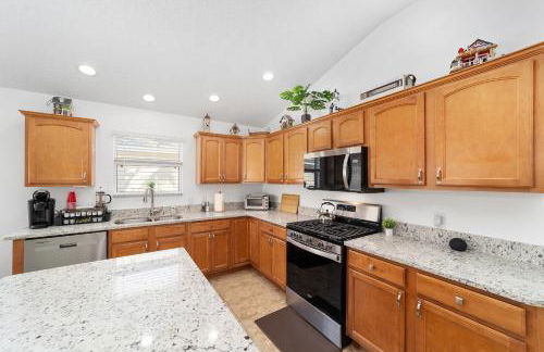 Villages Villa - Prime Location - Fenced Yard - Foto 17