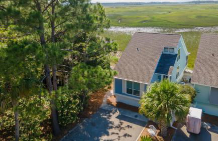 Renovated 2 Br Sleeps 5 With Free Guest Passes - Photo 86