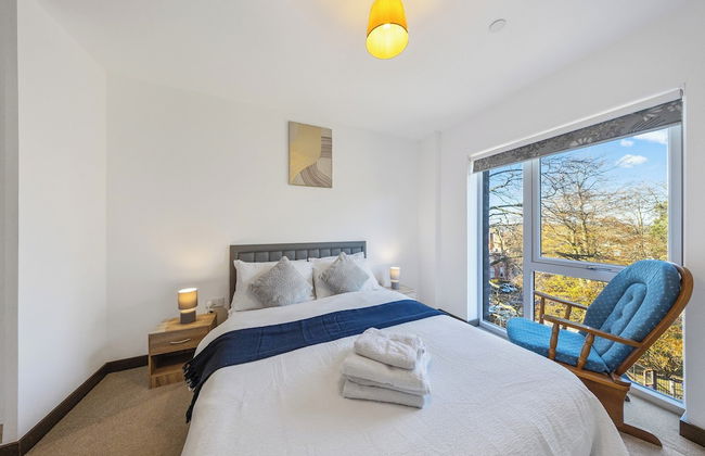 Lovely Flat With Free Parking & Wheelchair Access - Photo 6