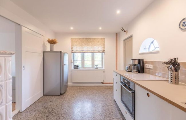 Reetgedecktes Ferienhaus mit Kachelofen - Foto 9