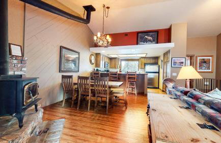 Forest Creek 28 Rustic Updated Condo - Photo 1