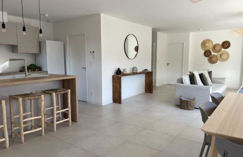 Maison en bois avec piscine proche de la plage - Foto 31