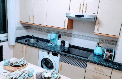 Acogedor apartamento a un paso de Gascona con WiFi Netflix Disney Plus y Prime gratis by M&N's House - Foto 13