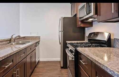 Chic Hollywood Retreat 2Bed Rooftop Pool with Iconic Views - Foto 10