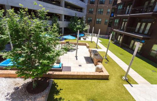 Landing Modern 1BD Clubhouse Rooftop Lounge - Foto 22