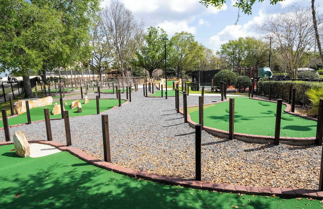 Stunning 5 Bd Home w Pool Close to Disney 7420 - Foto 35