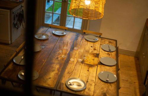 Stag & Hen Retreat - Walk to Nightlife - Sleeps 16 - Foto 22