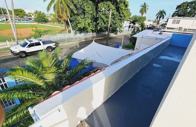 Cozy and Modern Apartment Black & White With Jacuzzi on Terrace - Photo 17