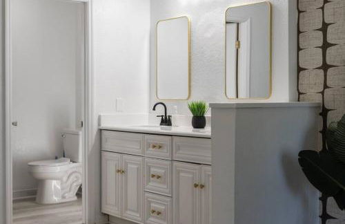 Family Retreat with Game Room and Fireplace - Photo 29