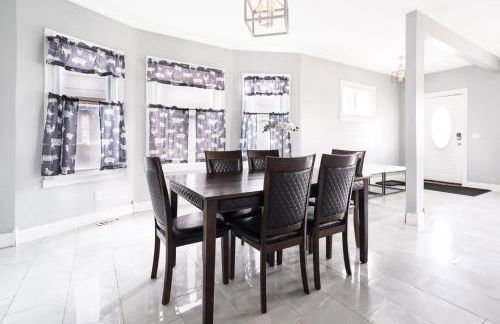 Large-Group Ready 8BR Home Near Niagara Falls & Casino - Foto 18