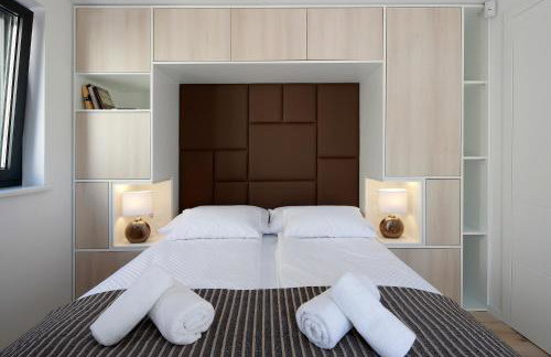 MODENA MARIS-heated pool-grill-relax-jacuzzi apartments - Foto 148