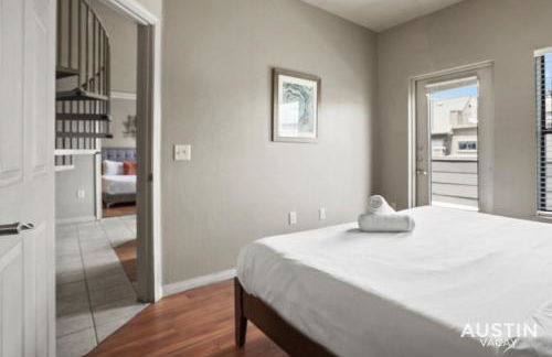 King Beds and Patio Dining in ATX West Campus Gem - Foto 14