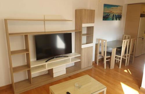 Bj D Aire Acond 4 huésp WIFI - Foto 2