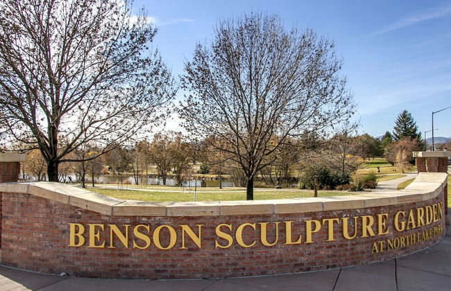 Spacious Home W/ Fun Amenities | Lake & Mtn Views - Foto 38