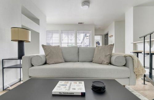 Blueground Downtown Austin pool nr Texas State Capitol ATX-342 - Foto 2