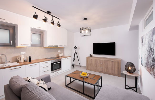 Hosting Moments Semi Basement Apartment - Foto 1