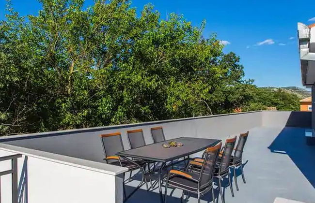 Hillside Villa in Trogir With Pool, Terrace, and Stunning City View - Foto 24