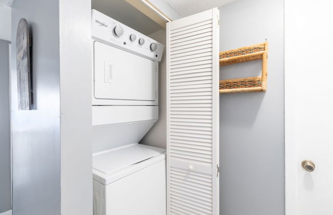 Romar Tower Condos - Photo 39