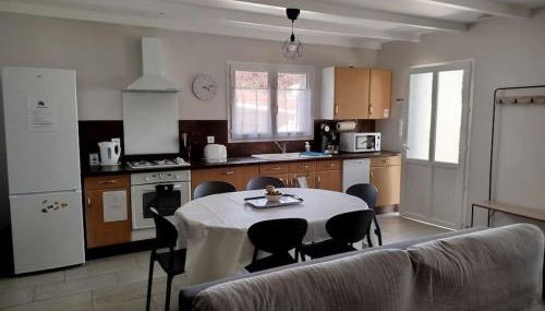 Gite T3 "Escale en Vienne", Maison plain-pied 5 pers, Futuroscope, Aquascope - Foto 5, stove, dishwasher, toaster