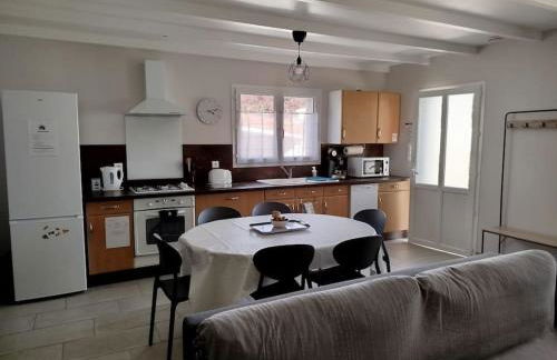 Gite T3 "Escale en Vienne", Maison plain-pied 5 pers, Futuroscope, Aquascope - Foto 5