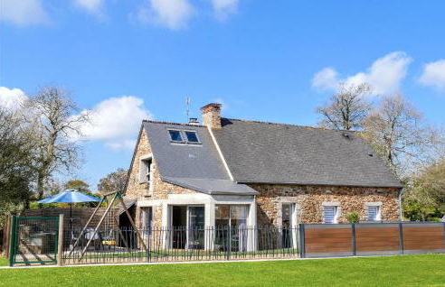 3 Bedroom Amazing Home In La Hague - Foto 1