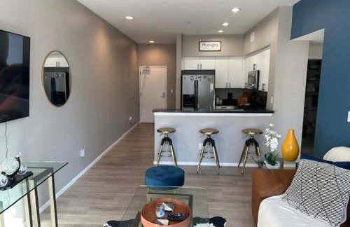 Stylish Gaslamp 1BR Den Patio Walk Everywhere - Foto 24