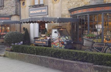 Spacious 3 Bedroom Cabin at Avonvale Holiday Lodge - Photo 14