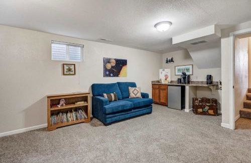 Crestpoint Court Family Multi-Level Near UCCS & BBQ - Foto 50