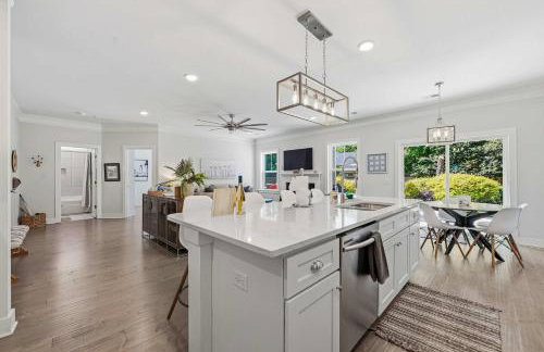 Pleasant Place Villa -Newly Built with Pool Close to downtown&beach - Foto 39