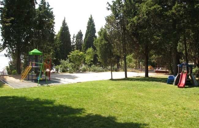 Beachfront Studio in Rich Beach - Photo 24