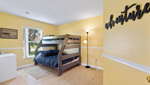 Gilded Parasol by Shine Villas Remington Golf 420 - Photo 4