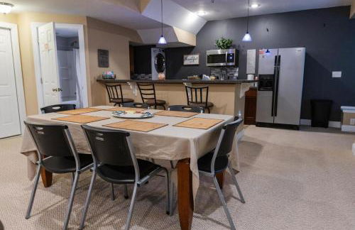 Spacious Basement in RDU RTP CARY area by JENDI - Foto 33