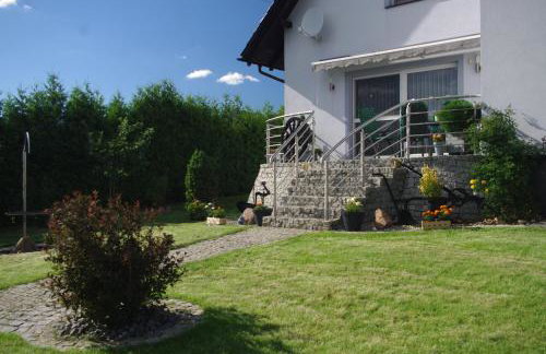 Dom z widokiem na jezioro i domek nad jeziorem - Foto 46