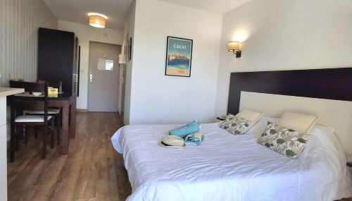 Studio ensoleillé à Saint-Florent avec piscine - Foto 2