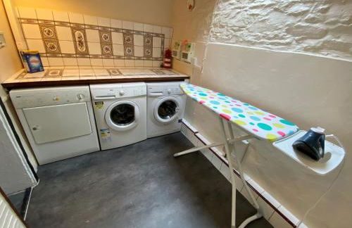 Malt-Barn Conversion, with access to Pool & Hot Tub-at Fox Valley Cottages - Foto 22