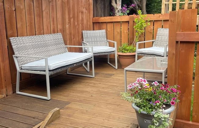 Charming Chalet - Sleep 3/4 & Free Parking - Foto 5