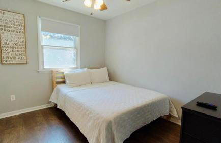 Private Upstairs Unit near Balt City John Hopkins - Foto 24