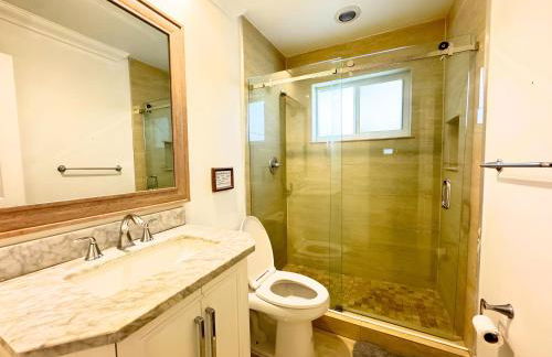 Spacious 4/4 Home Central To All Attractions - Foto 8