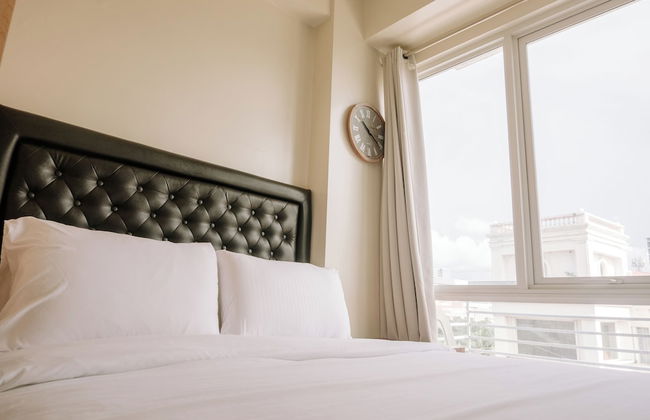 Stunning Cityscape Hideout - Photo 5